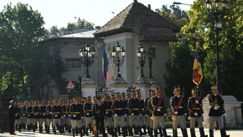 Zi de doliu național. Fostul preşedinte Ion Iliescu, înmormântat la Cimitirul Ghencea III