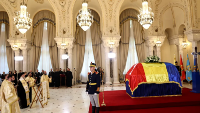 Sicriul cu trupul neînsuflețit al lui Ion Iliescu, depus la Palatul Cotroceni | VIDEO