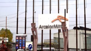 Preţurile mari la energie opresc producţia combinatului siderurgic de la Hunedoara