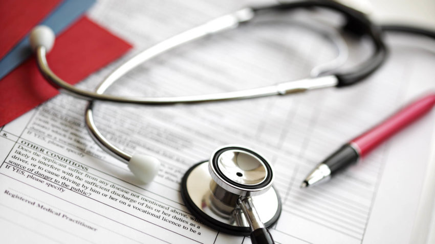 Dosar medical & stetoscop