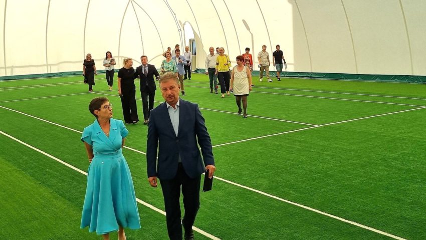 Școală refăcută complet cu 5 milioane de euro la Hunedoara Școală refăcută complet cu 5 milioane de euro la Hunedoara