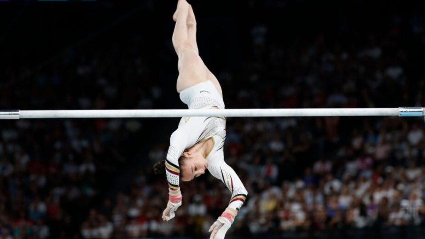 Operație complicată pentru gimnasta Amalia Ghigoarță Operație complicată pentru gimnasta Amalia Ghigoarță