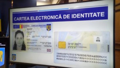 Sute de arădeni cu buletine electronice, nevoiți să ceară şi certificat de domiciliu
