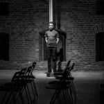 Mantas, un spectacol ce îmbină arta teatrală cu elemente media și de arte vizuale, în premieră la Timișoara