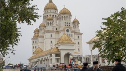 Slujba de sfințire a picturii Catedralei Naționale, oficiată de doi patriarhi | VIDEO