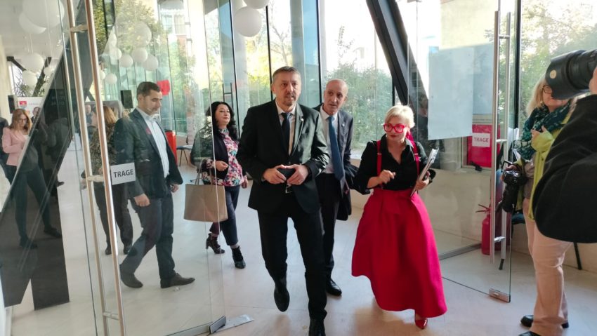 Ministrul Educației, la Timișoara: Învățământul dual este fundamental Ministrul Educației, la Timișoara: Învățământul dual este fundamental