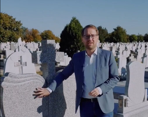 Afacere ilegală cu locuri de veci. Primăria Timișoara preia cimitirul de pe Calea Buziașului Afacere ilegală cu locuri de veci. Primăria Timișoara preia cimitirul de pe Calea Buziașului