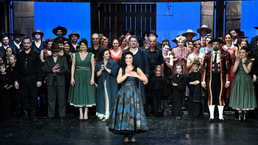 Ramona Zaharia – de la Timișoara, pe marile scene ale lumii. Povestea unei „Carmen” care cucerește publicul internațional Ramona Zaharia – de la Timișoara, pe marile scene ale lumii. Povestea unei „Carmen” care cucerește publicul internațional