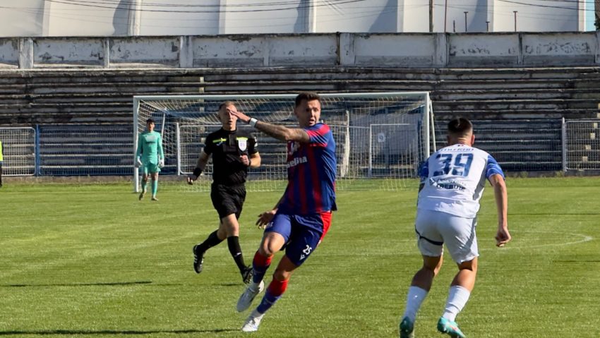 FC Bihor cedează în superioritate numerică la Slatina FC Bihor cedează în superioritate numerică la Slatina