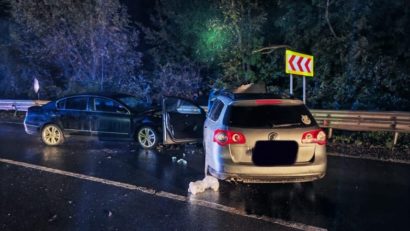 Cinci persoane, între care o fetiţă de 12 ani, rănite într-un accident pe DN 76 Deva-Brad
