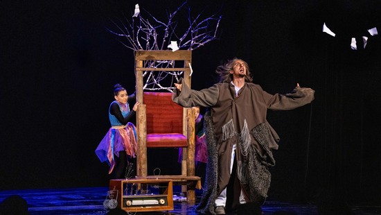 Bis Teatru revine la Timișoara cu două spectacole: ”Anotimpuri” și ”Mantas”