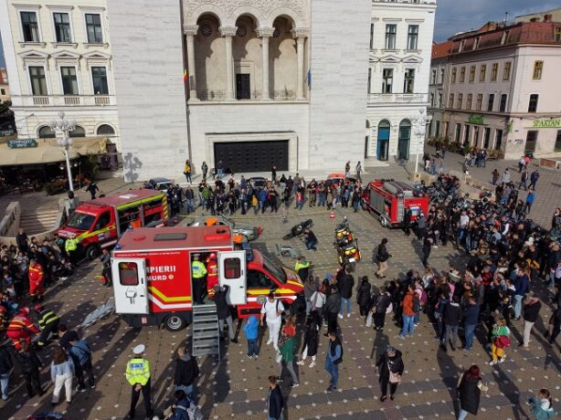 „Învață să salvezi o viață”, duminică, în Piața Victoriei din Timișoara „Învață să salvezi o viață”, duminică, în Piața Victoriei din Timișoara