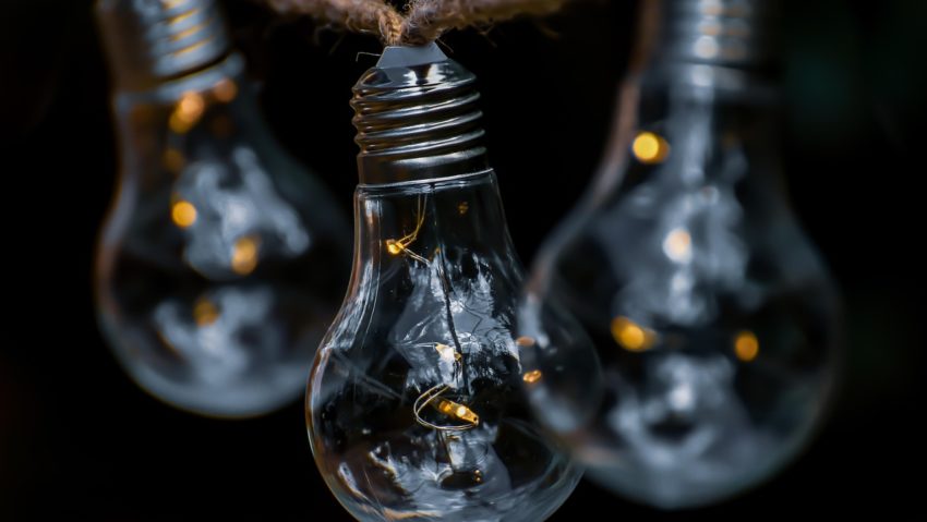 Juridic | Cine primește sprijin pentru plata facturilor la energia electrică? Juridic | Cine primește sprijin pentru plata facturilor la energia electrică?