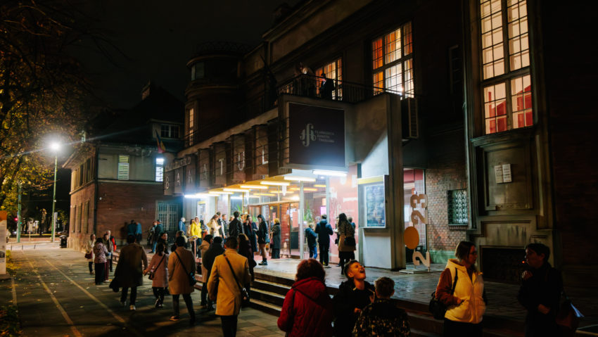 Filarmonica Banatul a pus în vânzare biletele pentru concertele de Crăciun și Anul Nou