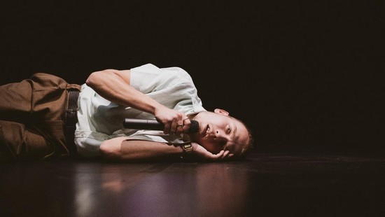 Teatrul German Timișoara găzduiește spectacolul „Ochii mamei”