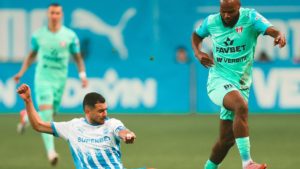 UTA are un adversar aflat cu două locuri și două puncte mai jos / AUDIO