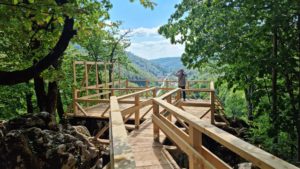 Numărul de turişti cazaţi la Moneasa, în creştere cu 40% faţă de anul trecut