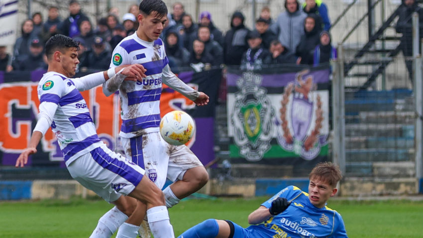 Poli și Alba Iulia, umăr la umăr, în Seria 7 / AUDIO