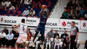 CSM Oradea a câștigat la o singură posesie diferență CSM Oradea a câștigat la o singură posesie diferență