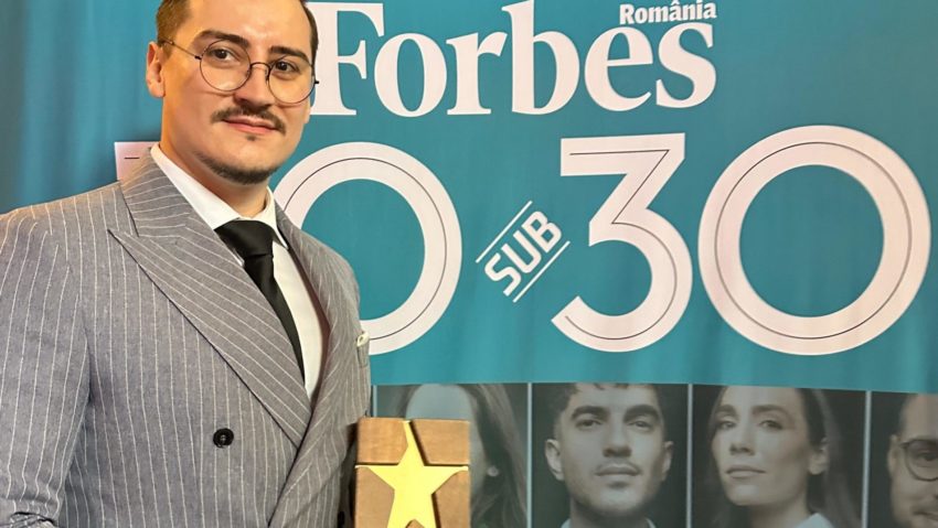 Tânăr cercetător din Timișoara, inclus în topul „Forbes 30 sub 30” pentru inovații în inteligență artificială Tânăr cercetător din Timișoara, inclus în topul „Forbes 30 sub 30” pentru inovații în inteligență artificială