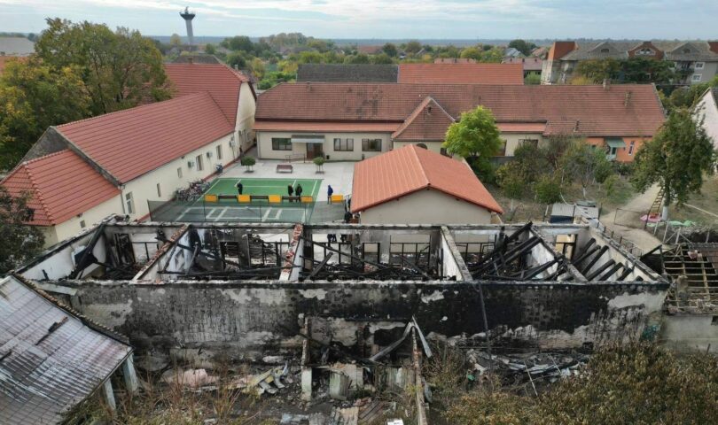 Bani de la CJ Timiș pentru școala din Lovrin, distrusă de un incendiu