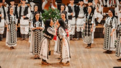 Ansamblul “Doina Timișului” pregătește tradiționalul spectacol de sărbători
