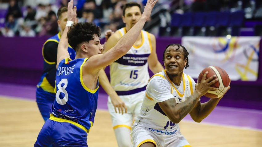 CSM Oradea și SCM Politehnica, în fața ultimelor meciuri din 2025