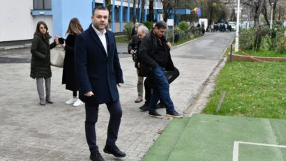 Rezultate provizorii la Primăria București: Ciprian Ciucu are 35,38%