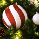 ”Brazi de poveste la muzeu”, expoziție caritabilă la Arad