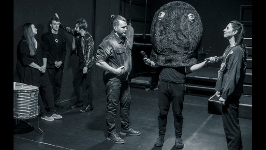 „Kasimir și Karoline”, o premieră despre fragilitate și schimbare, la Teatrul Maghiar Timișoara