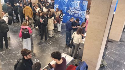 Studenții UVT prezintă prototipuri funcționale în cadrul evenimentului „Shaping Leaders of the Future”