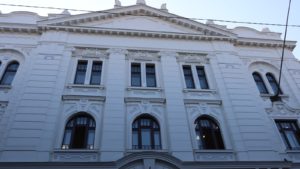 Biblioteca Judeteana A. D. Xenopol Arad (1)