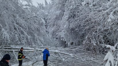 Cursuri online în școli din Hunedoara din cauza vremii