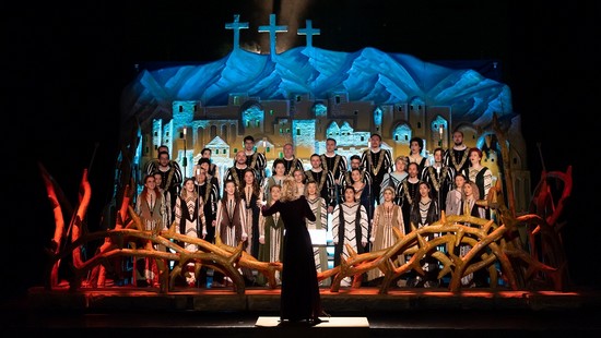 Turneul național ”Săptămâna Patimilor” al Corului Madrigal ajunge la Timișoara și Oradea