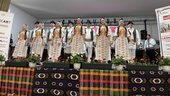 Cântec, joc și gastronomie locală la o nouă ediție Festivalului - Concurs „Lada cu Zestre”/ PROGRAM