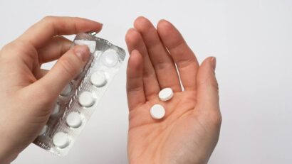 ISJ Timiș investighează cazul elevei care a ajuns la spital după ce a ingerat mai multe pastile