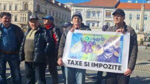 Proteste la Arad faţă de taxele majorate