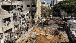 Războiul din Orientul Mijlociu: explozii la Teheran, rachete lansate spre Israel și atacuri în Golf