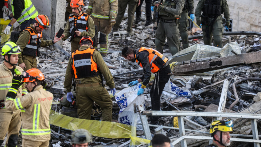 Premierul israelian anunță intensificarea atacurilor asupra Iran; Teheranul ripostează cu lovituri în Israel și în statele din Golf