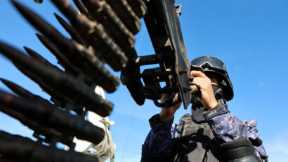 Rebelii houthi anunță atacuri cu rachete asupra Israelului și intră oficial în conflictul regional