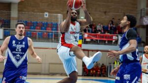CSM Oradea „evadează” în ultimul sfert și obține a 21-a victorie