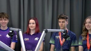 Campioni la robotică în cursa pentru finanțare: elevii din Timișoara caută sprijin pentru competițiile internaționale