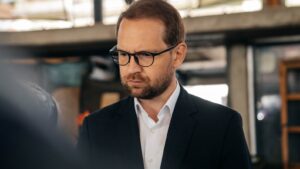 Dominic Fritz respinge propunerea lui Alfred Simonis de a moderniza mai multe obiective din Timișoara