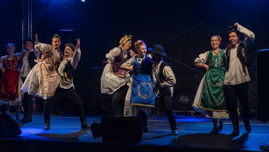 Festivalul – Concurs ”Lada cu Zestre” continuă cu spectacole de excepție la Birda și Dudeștii Noi