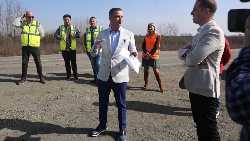 Două sensuri giratorii noi pe drumul Timișoara–Buziaș. Au început lucrările