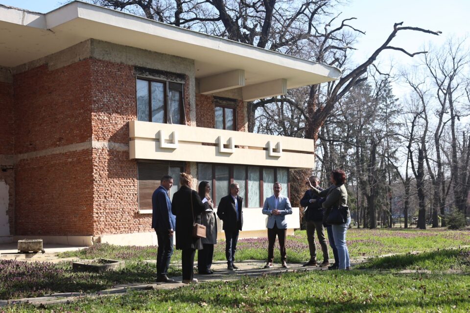 Vila Internațional din Timișoara, fosta reședință de protocol a lui Ceaușescu, a fost preluată de CJ Timiș