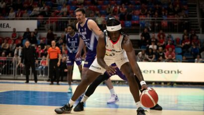 Baschetbaliștii orădeni, aproape de suta de puncte, la Craiova