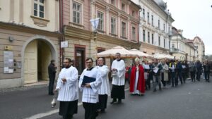Floriile la creștinii romano-catolici: procesiune specială la Timișoara
