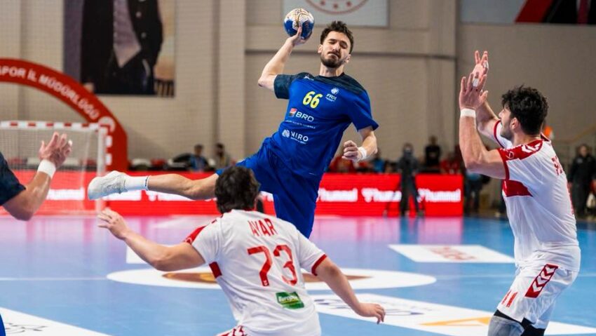 Umilința de pe semicerc… România – Turcia 31-37