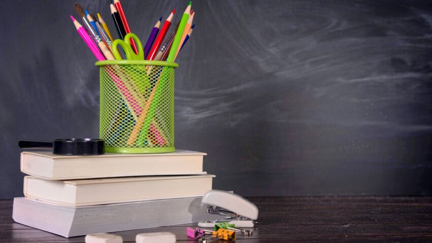 Campanie pentru copiii vulnerabili din Timișoara: donații de rechizite și dulciuri